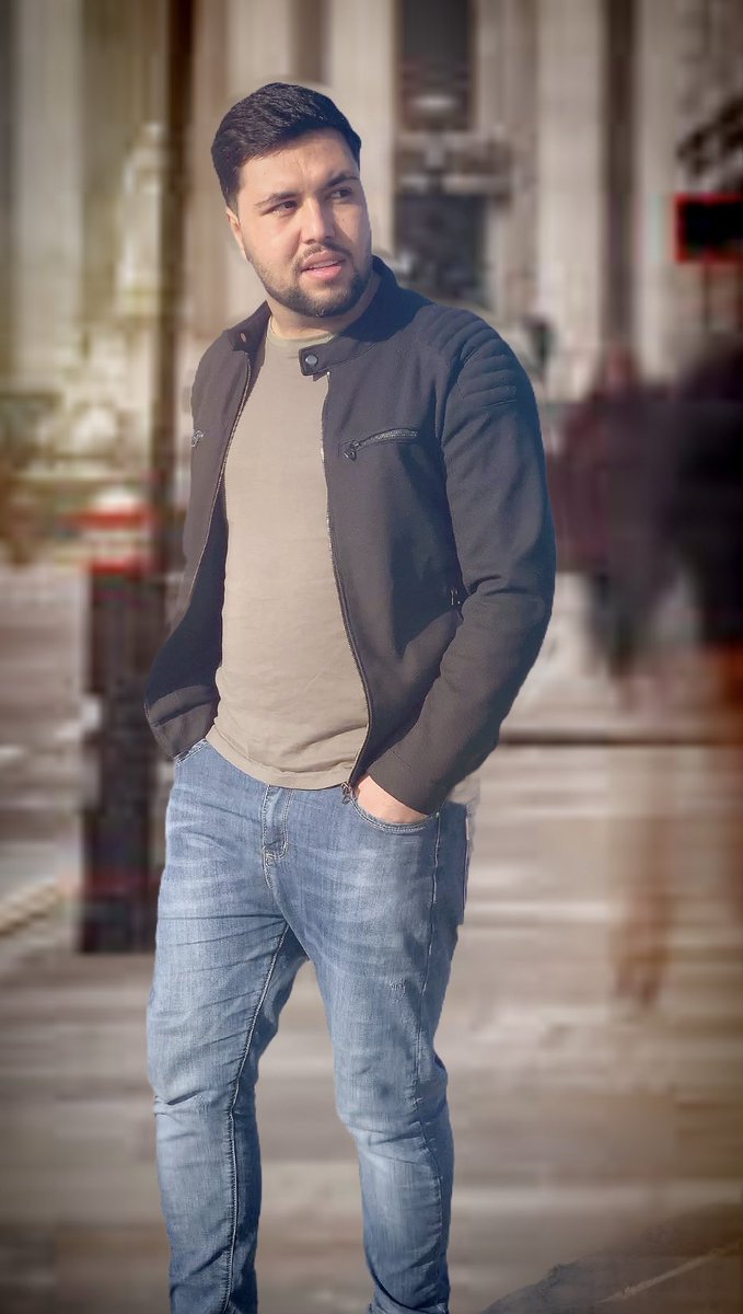 QQezelbash's tweet photo. Live is just a big lie ! 

.
..
.
.
.
.
#Qasim_ali_Qezelbash 
#قاسم_علي_قزلباش 
#نويسنده https://t.co/i36xxDRZi9