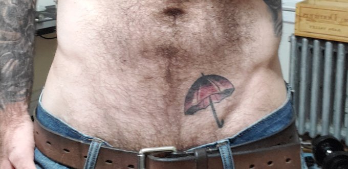 Show your umbrella ⛱️ #sexworkiswork https://t.co/RHJkQyGWTL<a href="/tag/sexworkiswork"class="tags">#sexworkiswork</a>