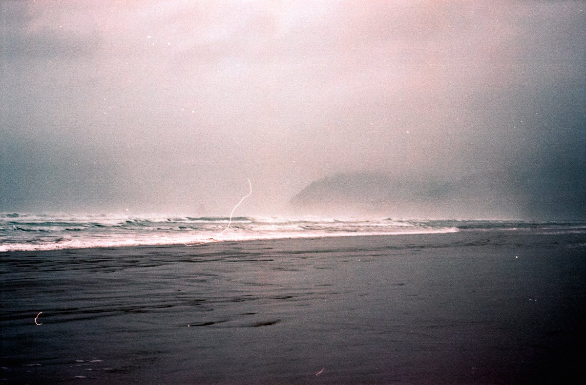 Treystur's tweet photo. the coast in Winter https://t.co/h1hfR1BbcA