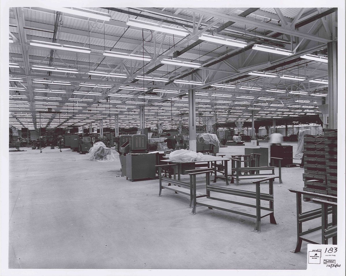 VolvoGroupHAG's tweet photo. 1961: The start of a legacy in Hagerstown. Can you spot I-81 in the first photo? Proximity to major interstates was a major factor for Mack when they selected this location! #WeAreTheHeart #VolvoGroupHagerstown #Hagerstown #Maryland #WashingtonCounty #WeAreVolvoGroup https://t.co/74hHDyT1Ks