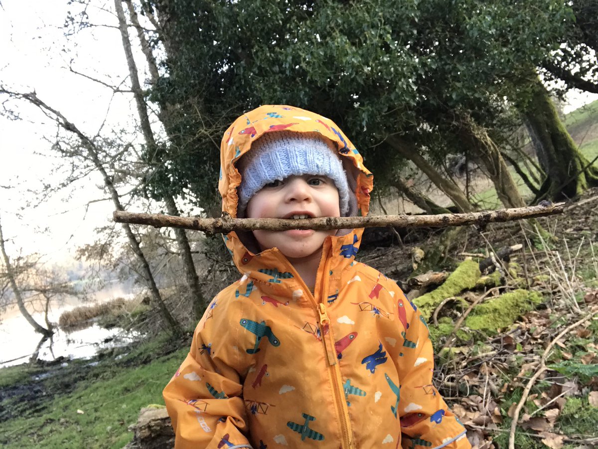 rachaelash12's tweet photo. Lovely walk at Fonthill Lake❤️ #myboys #toddlerlife #sdhactive #lake #sunshine #springhassprung https://t.co/8phovkwmhI