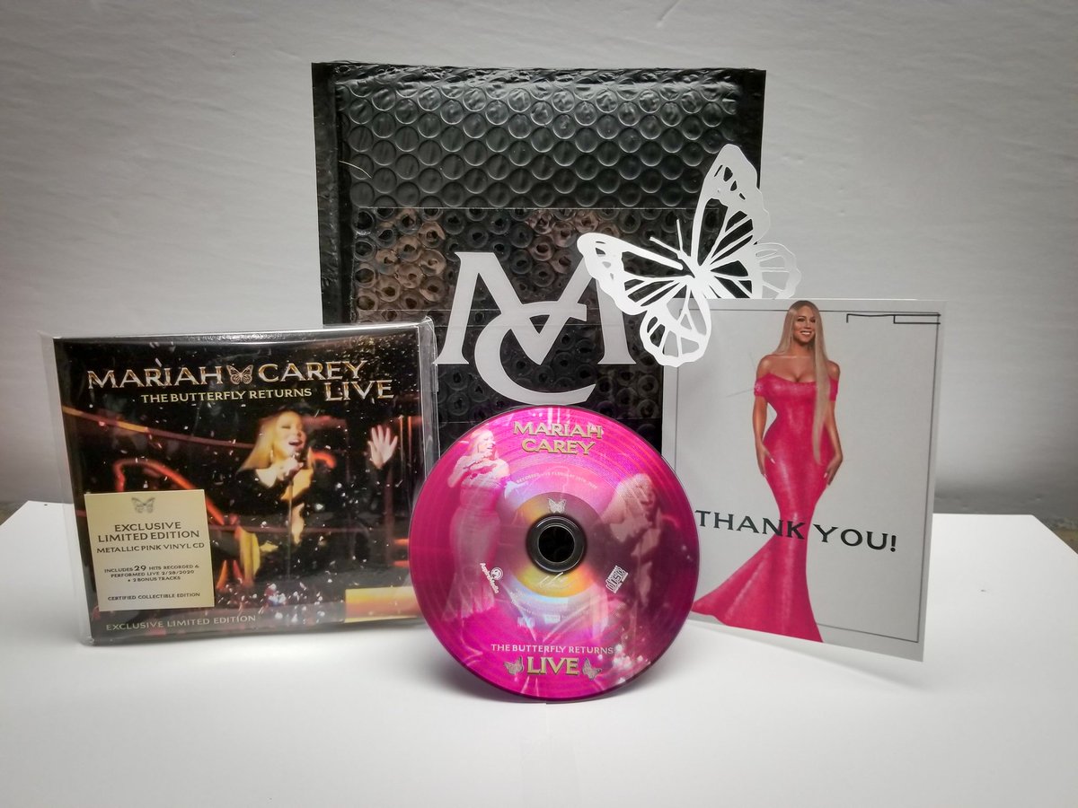 babybutterflymp's tweet photo. Happy #TheButterflyReturns π¦ #Anniversary @MariahCarey β€β€P.s How Can i Gift/Send you & the #Band one dahhlin?π€ Mockup Designπ¨/#photography πΈ by Meπ₯° any ideas how i can #Lambs @CentralLamb @KristoferBuckle @BryanTanaka @MichaelaangelaD @chartmariah @AlohaLamb @MCConnection https://t.co/EwSOZGw5Oa