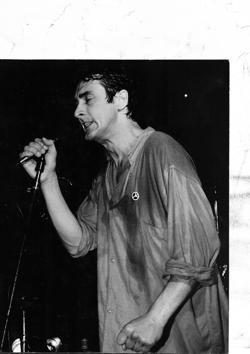 gangoffour77_83's tweet photo. #InTheDitch – In the1970’s tensions grew about nuclear war. The public was told that in the event of a Soviet attack, we should all stay at home, whitewash the windows, and sit under tables - Jon [1/2] #TimsTwitterListeningParty https://t.co/8ZofIt199w