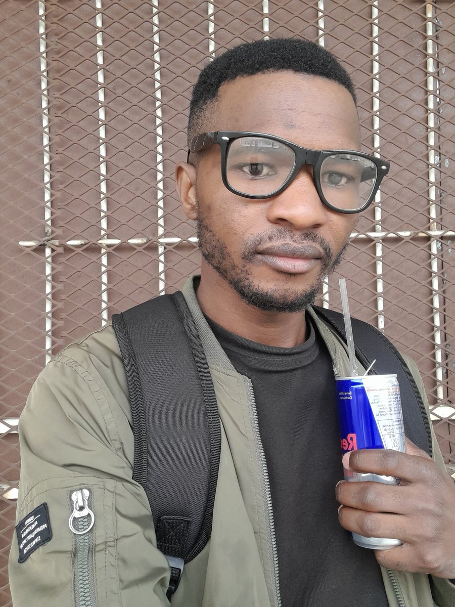 MaliqueZA's tweet photo. When all fingers come to point at me
I'm one of 'em realest niggas aliveπ #AceHitMaker https://t.co/BwAaueI4d6