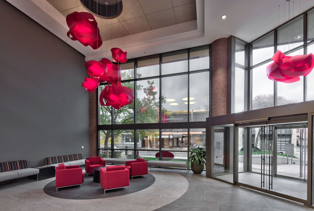 NicholsTeamROC's tweet photo. We recently completed major interior renovations at Farash Place in the East End – including a total makeover of the lobby. How about these fashion-forward light fixtures!? #FarashFoundation #TyLin #CabotGroup https://t.co/c1wcy4H6Pm