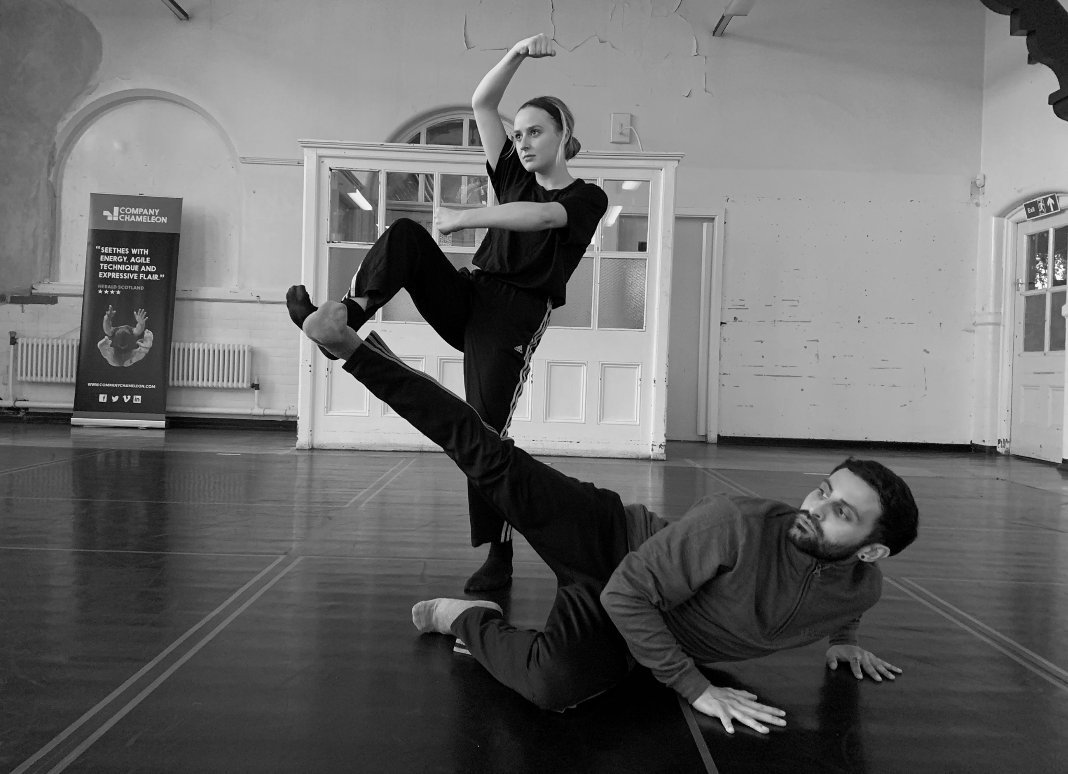 chameleon_info's tweet photo. Unique movement for young people! 

#TheSaturdaySessions are LIVE online every Saturday in March. 

Age 10-16? Get involved and join class with Amber &amp; Dom! Develop your dance technique and explore your creativity through dance. 

FREE | Book https://t.co/wzMK42MSiP 

#youthdance https://t.co/dBJD4CJnY2