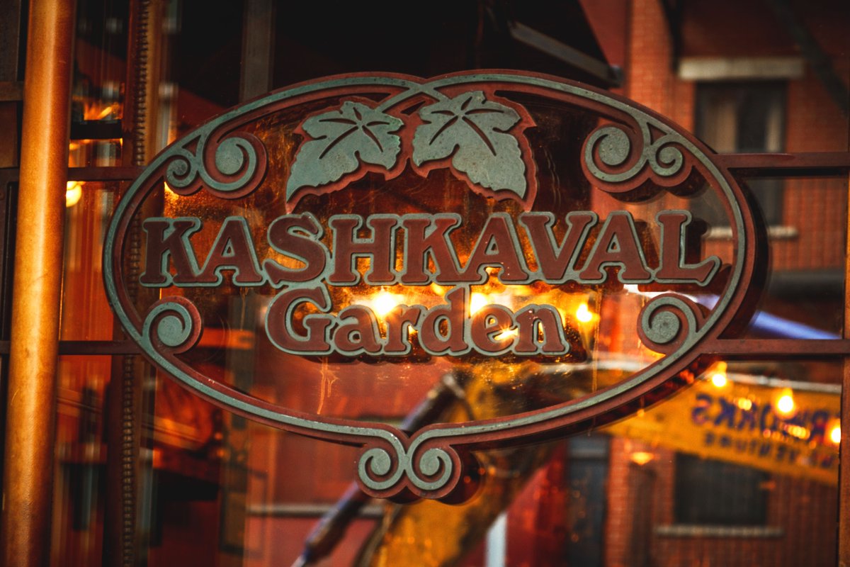 Hey NYC! We are so excited to announce that we are reopening! Starting on Monday, March 8th, we will be open from 5-10pm everyday for all your Mediterranean cravings! Check back soon for more details!

#march #nycdining #hellskitchen #midtownnyc #nycrestaurants #takeout #delivery