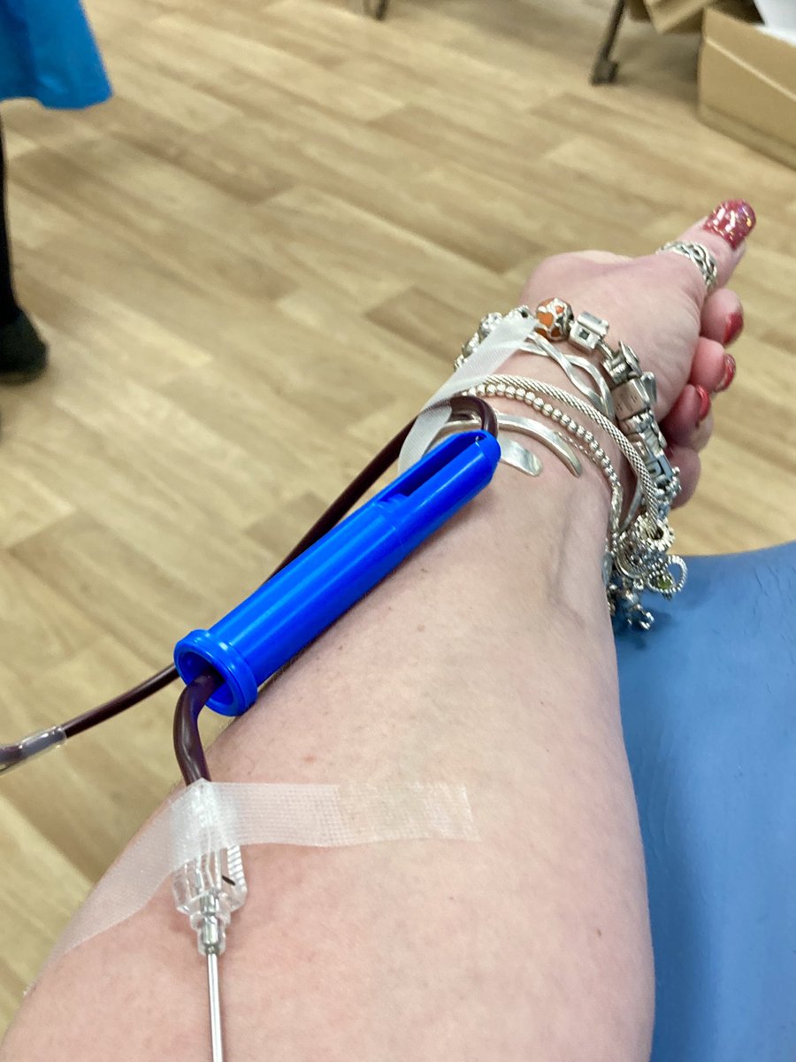 DizzJayne's tweet photo. 71st blood donation done #giveblood https://t.co/l85O7qhW2s