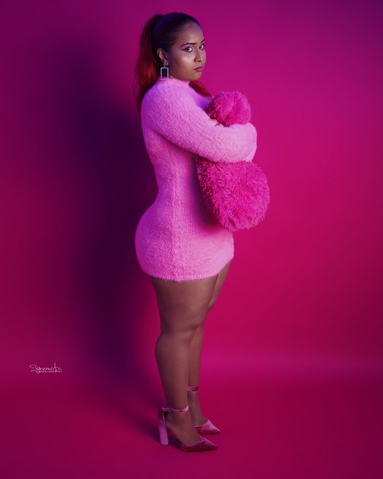 What u mean I can’t have it my way? 😤🥺 #MOODZ 

#PINKAGE #moodoftheday #curvygoddess #mondaythoughts