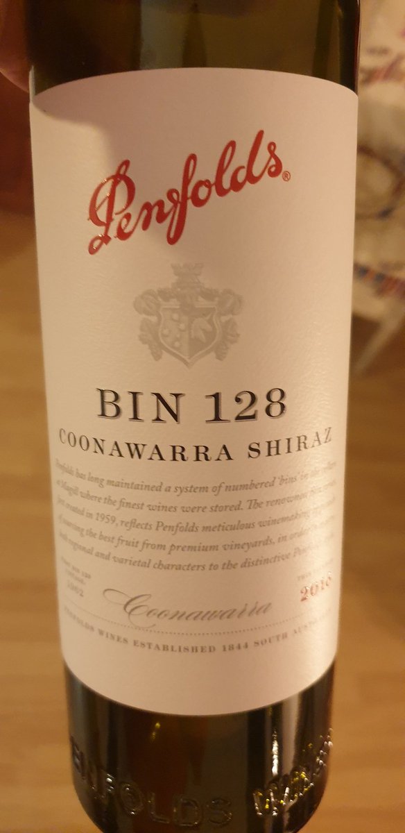 NoblotJulien's tweet photo. 4 stars aussie shiraz from @penfolds with this 2016 Bin 128 with grapes from @CoonawarraWine Really good balance, fine fruits, silky texture and long finish #Shiraz #Australia @wine_australia https://t.co/yQT5CFlIXj