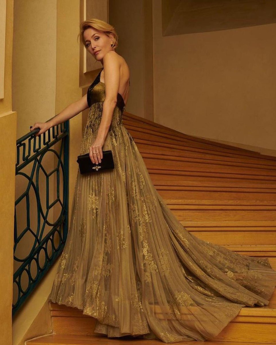 GillianA tweet picture