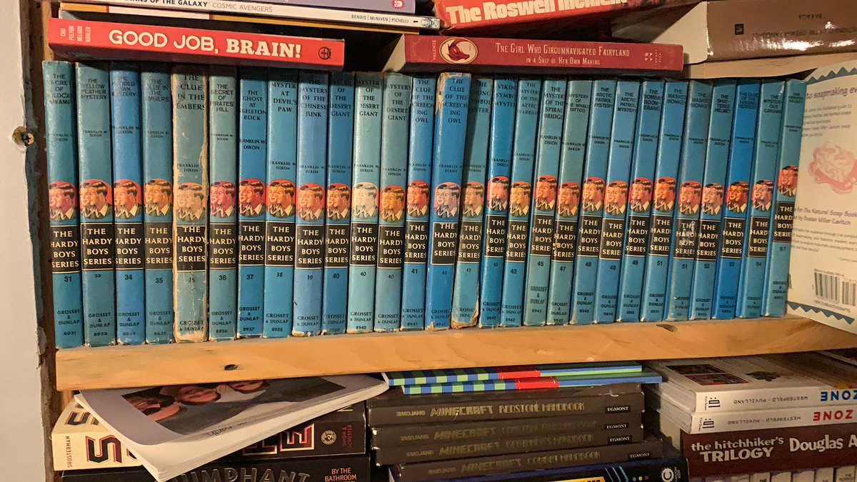 comrietaylor's tweet photo. @GoodJobBrain Vintage 60’s hardcover Hardy Boys and Nancy Drew books https://t.co/xGcqUYlaTg