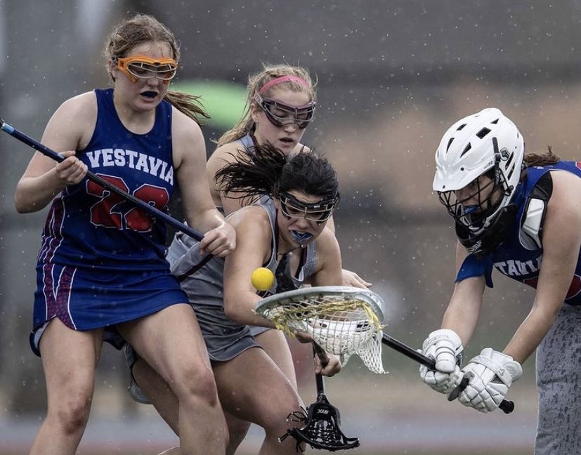 LaxLadyDragons's tweet photo. @brenlymac and @RRukstad23 doing their thing! https://t.co/zACV2IN70I
