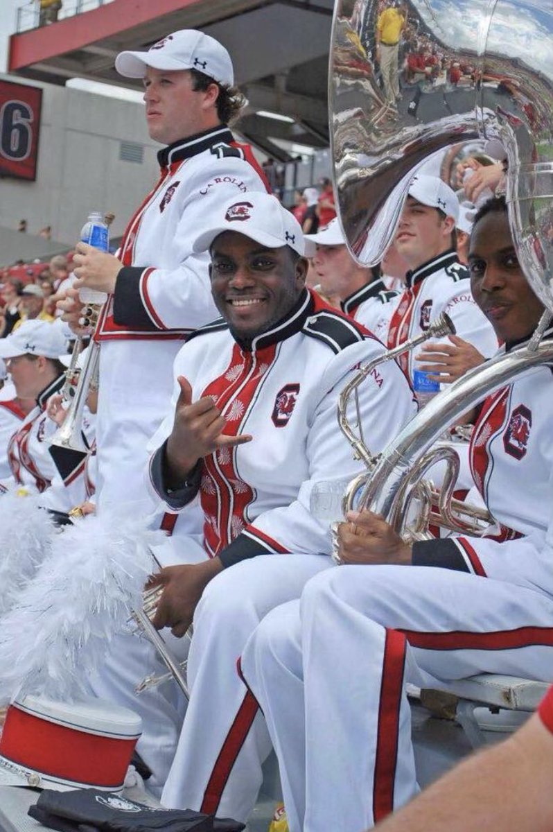 _MrBrownlee's tweet image. I miss band! And Carolina! #MarchedFirst #ZetaChi