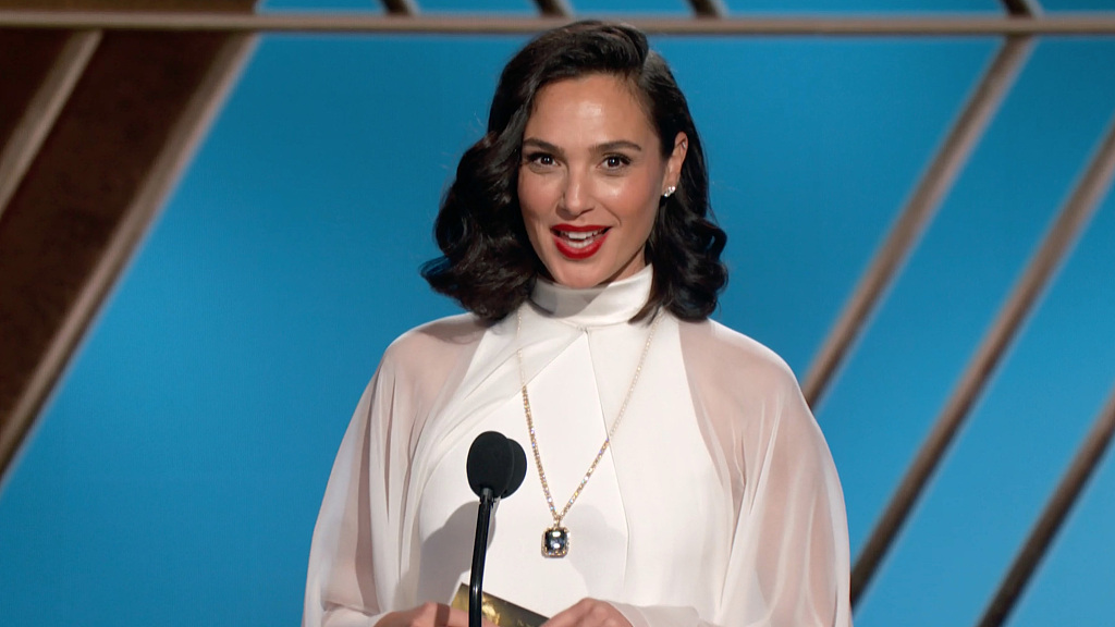 Global Times Chinese Netizens Sent Their Congratulations To Wonderwoman Heroine Galgadot S Good News Of Getting Pregnant The Actress Earned A High Popularity In China For Film Wonderwomanfilm She Acts In