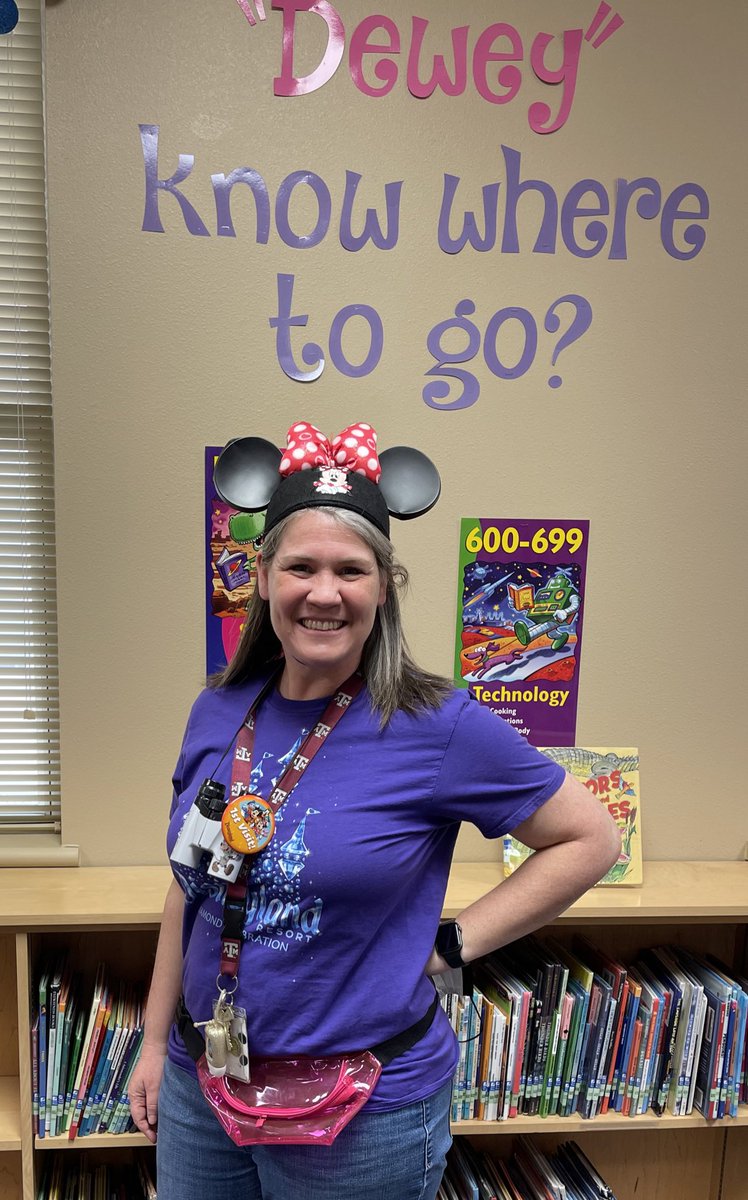 Paschal_Library's tweet photo. Reading took our Patriots to some amazing places today! #ReadAcrossAmericaWeek @PaschalPatriots #ReadersAreLeaders #PaschalReads https://t.co/mubs0wH03L