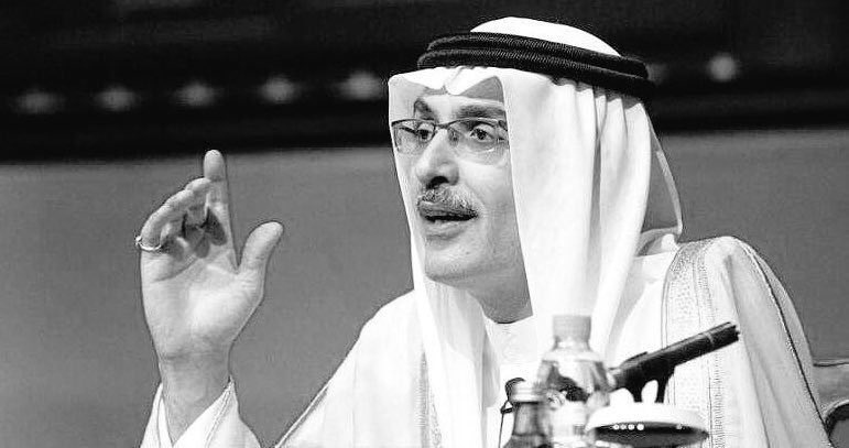 #يوم_الحب_العالمي

يقول بدر بن عبدالمحسن:

يقولون اللي تحبّه تضمه بالعين
أنا بأي عين أضمك وأنت عيني .🎵💛