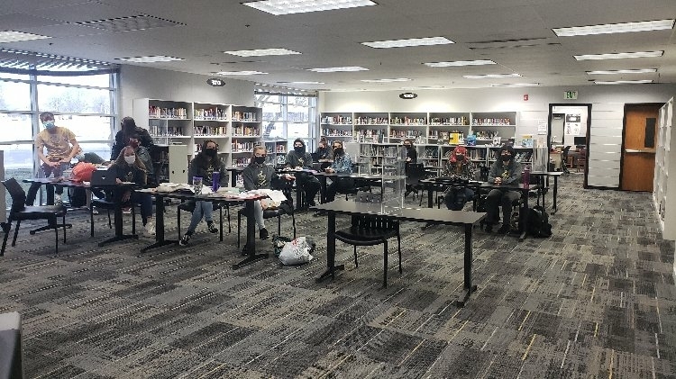 EricDouglas45's tweet photo. Good luck to our Academic Teams as they make final preparations for tonights 20 team conference meet. https://t.co/6XculidvJP