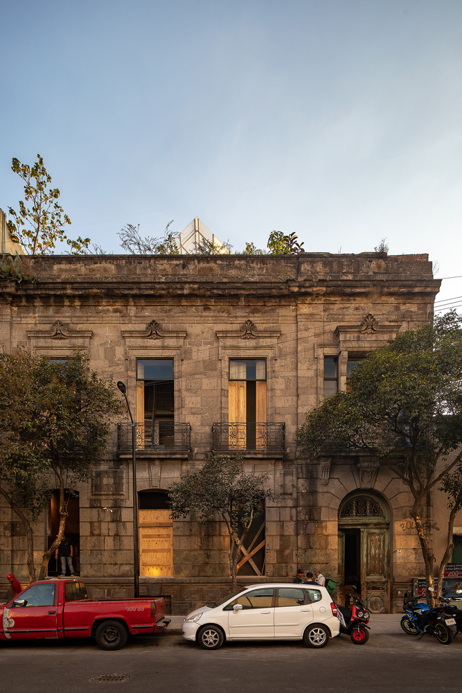 architectourGD's tweet photo. Rooftop Prim by @abelperles @WonneIckx (2020), Mexico City 🇲🇽
Our #TopArchitectOfTheWeek is PRODUCTORA. Tag us on your pictures of their buildings and we'll RT. https://t.co/IbDB2OQeEM