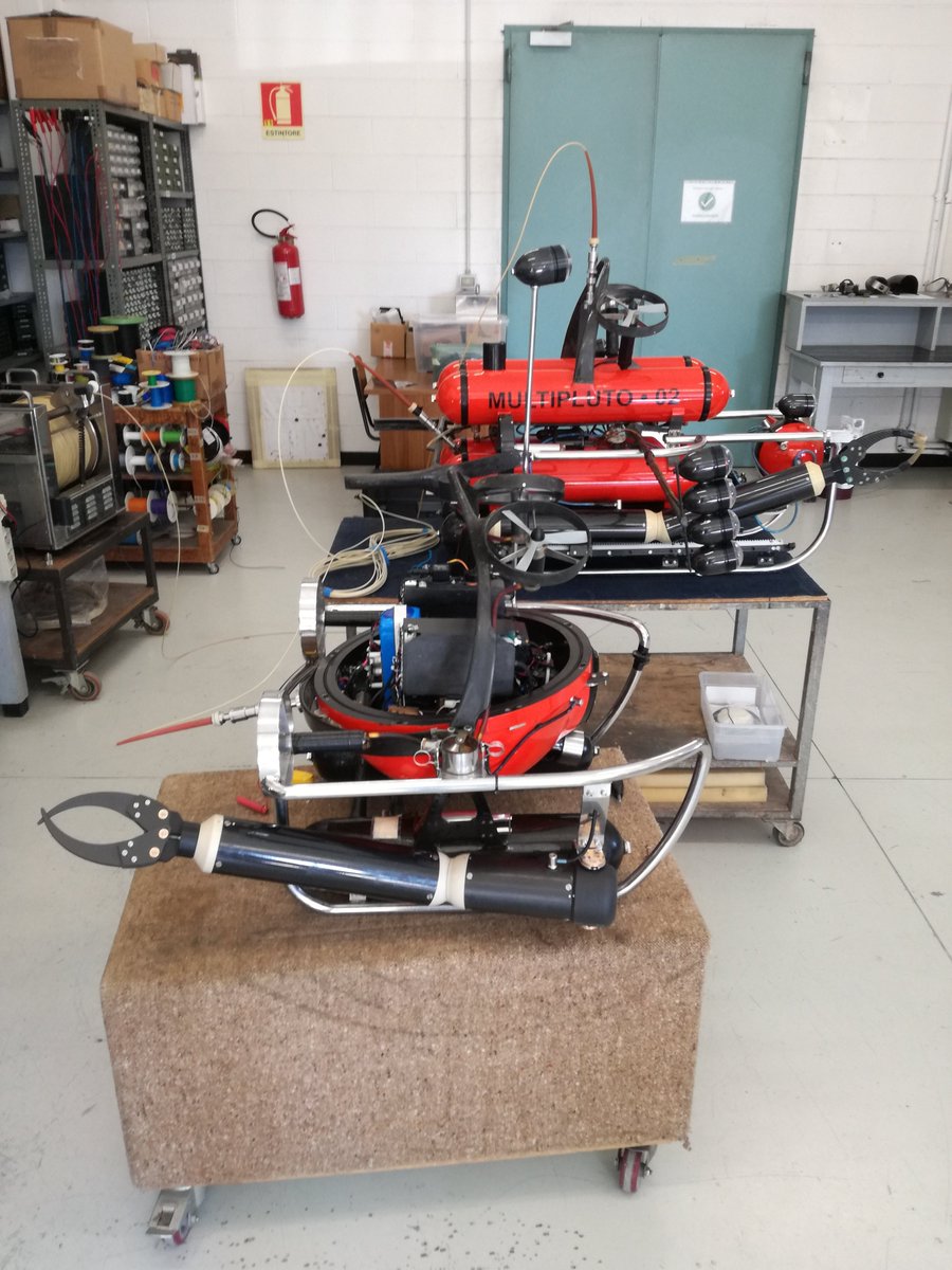 AzioneMare's tweet photo. Pluto ROVs piloting course - 1st day

The first day of the piloting course for Pluto wire-guided vehicles took place today, organized right at the Gaymarine headquarters, for the training of two operators of our foundation!

#StayTuned #rovpilot #testing #trainigday https://t.co/sHc6mELdc7