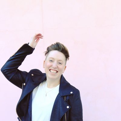 clairedoesjazz's tweet photo. petition for more #pink walls https://t.co/Diwq0YEzir