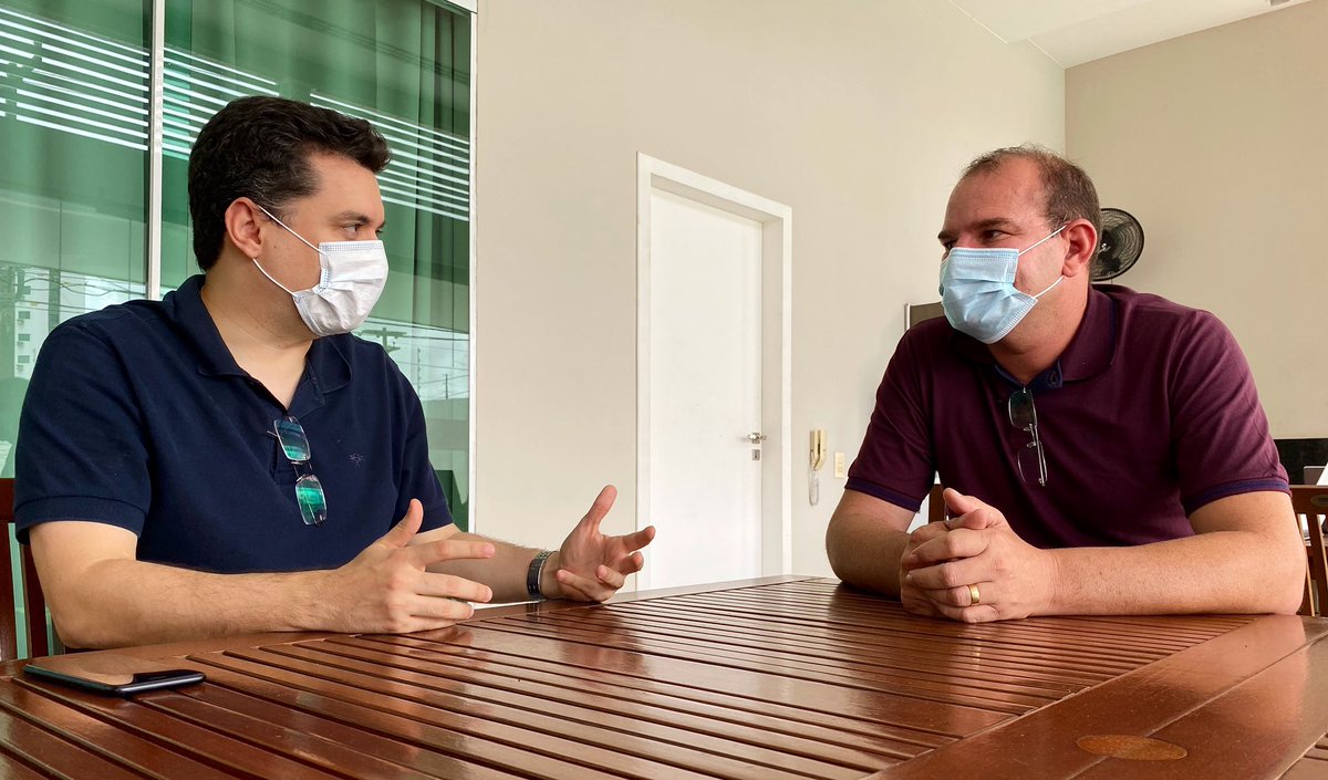 walteralvesrn's tweet photo. Hoje de manhã, reunião com o prefeito de Umarizal, Raimundo Pezão. 👍
Nosso mandato tem serviço prestado em Umarizal, e vamos continuar contribuindo com o desenvolvimento do município. 🤝
#MandatoWalterAlves #Umarizal #TrabalhoPeloRN #oFederalDoRN https://t.co/tEPUbRQjXC