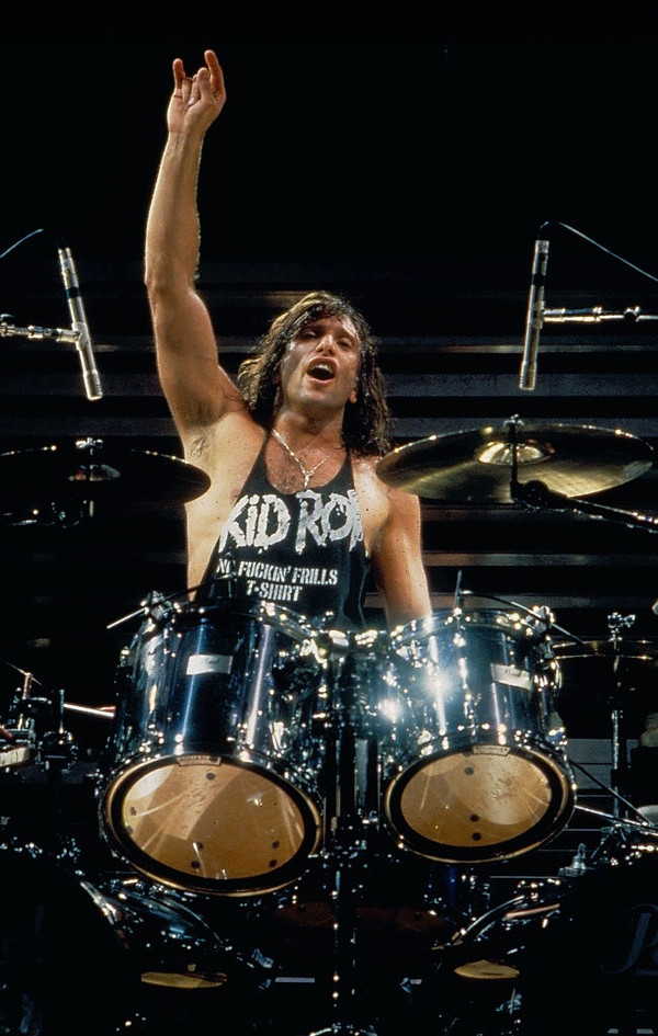 Happy Birthday to original Skid Row drummer (1987-1996) Rob Affuso. He turns 58 today. 