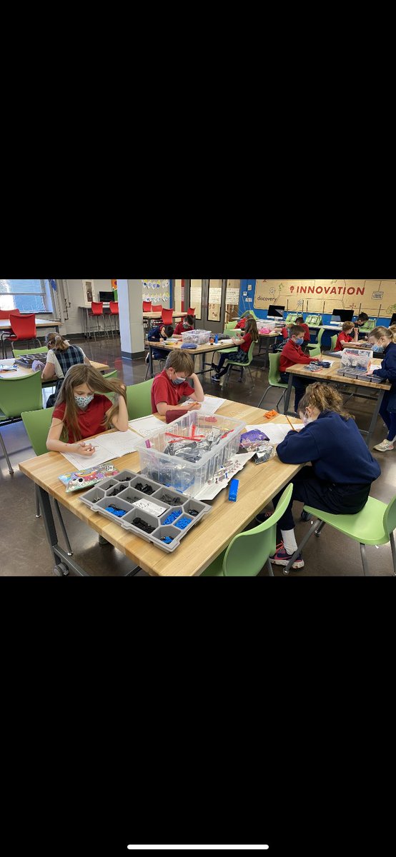 StAgnesRams's tweet photo. Check out our 3rd graders working hard in the Innovation Lab! They are working on a real life problem in which they have to use the design process to construct a device that can safely lift a tiger from an unsafe enclosure! #STREAM https://t.co/MLp3aTFlh2