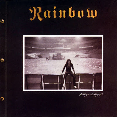 NoClass_Radio's tweet photo. 01 de marzo de 1986. Se publica el álbum llamado "Finyl Vinyl". Es una colección de grabaciones en vivo y  de estudio de la banda Rainbow. #Rainbow #FinylVinyl https://t.co/8OafJjvH9Q