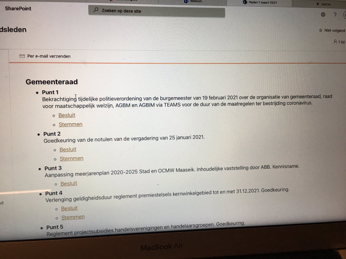 Haeldermans's tweet photo. De dag sluit ik af met de gemeenteraad 📑. In een andere rol keihard 💪 blijven werken voor onze prachtige gemeente! #fieropmaaseik #bosbeekverbindt #teamcdenvmaaseik https://t.co/odRoxwvr1I