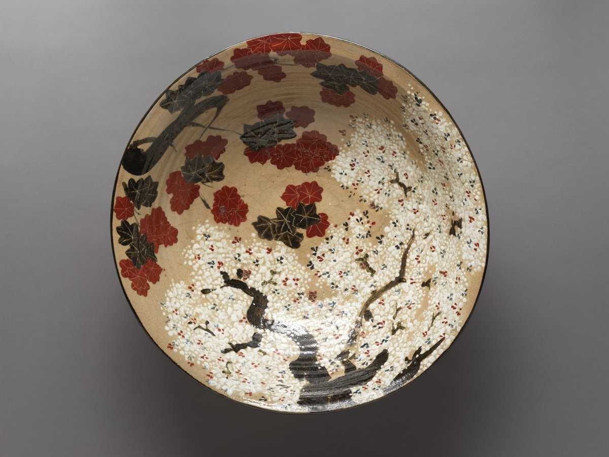 JapanTraCul's tweet photo. Large Bowl with Cherry Blossoms and Maple Leaves, by Takahashi Dōhachi III (1811–1879)
#pottery #japan #stoneware #kyoware https://t.co/cidPuIEB3b
