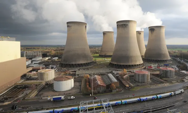 Tzeporah's tweet photo. 2020: "The power giant is in the process of replacing coal with wood waste pellets – or biomass – and developing carbon capture technology to trap pollution from its flues before it can contribute to global heating." #FakeRenewables #ClimateActionScam https://t.co/jsq4FTKjpd https://t.co/FC7WrqI8ss