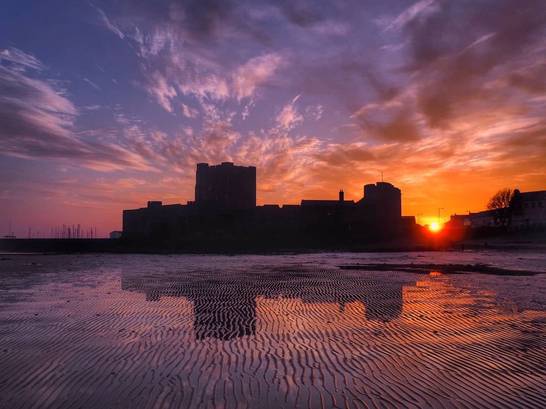 Love Ballymena (@loveballymena) on Twitter photo “#Carrickfergus Castle... I went out after work with no idea which box I was going to tick, but how could I resist a sunset like this one? A beautiful way to start a new month. Spring is on the way.”
📸 Lauren Penman • <a href="/Penmans_Lens/">Lauren Penman</a> “#Carrickfergus Castle... I went out after work with no idea which box I was going to tick, but how could I resist a sunset like this one? A beautiful way to start a new month. Spring is on the way.”
📸 Lauren Penman • <a href="/Penmans_Lens/">Lauren Penman</a>