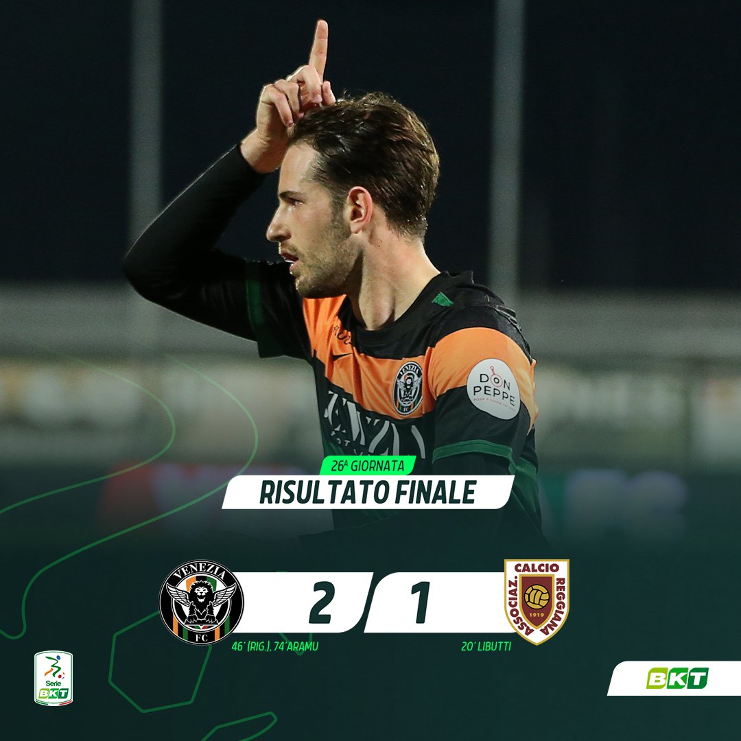 Lega_B's tweet photo. 🔚⏹️ Triplice fischio! 2-1 il risultato finale. Il @VeneziaFC_IT conquista tre punti pesantissimi e vola momentaneamente al secondo posto in classifica. Decisiva la doppietta di #Aramu. Non basta una grande prestazione alla #ACReggiana. #SerieBKT #VENREG https://t.co/TTP81wSMf8