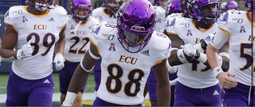 9gocrzy1's tweet photo. I truly blessed to receive an offer from ECU🖤💜 @coachscott33 @ShataeMceachin @CoachConner_LCA @CoachNice_LCA @CoachSteveEllis https://t.co/qpV0oXrlGU