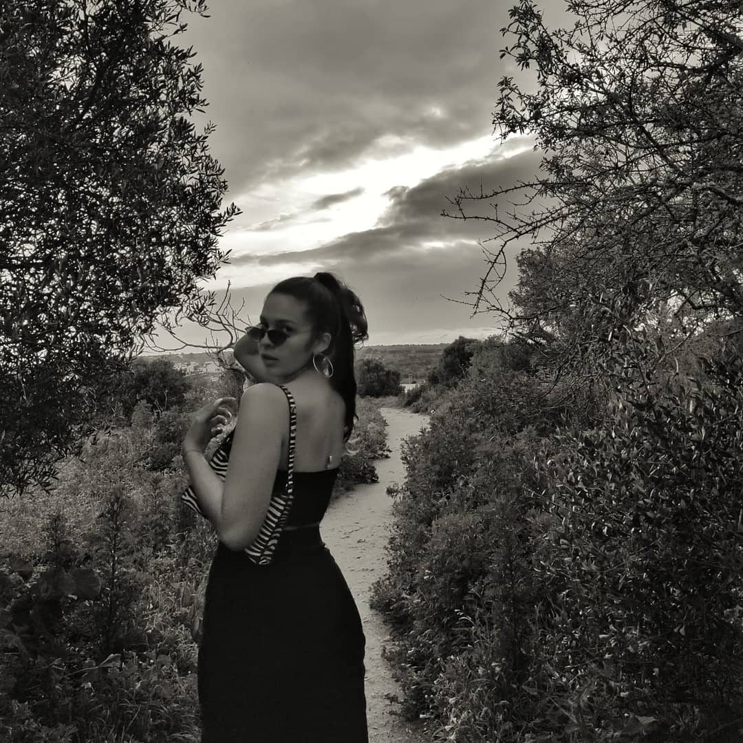 luanacoelholu's tweet photo. 🖤 https://t.co/8he83u5ZzP
