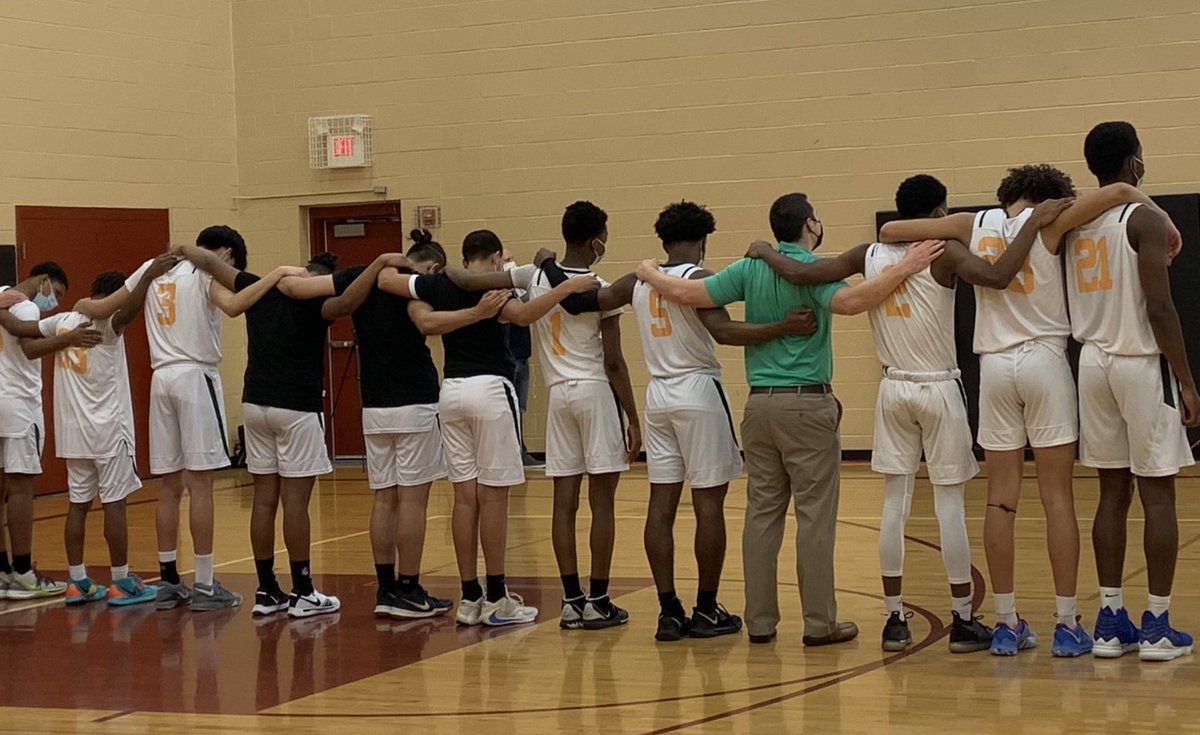 Coach Rakovic tweet media