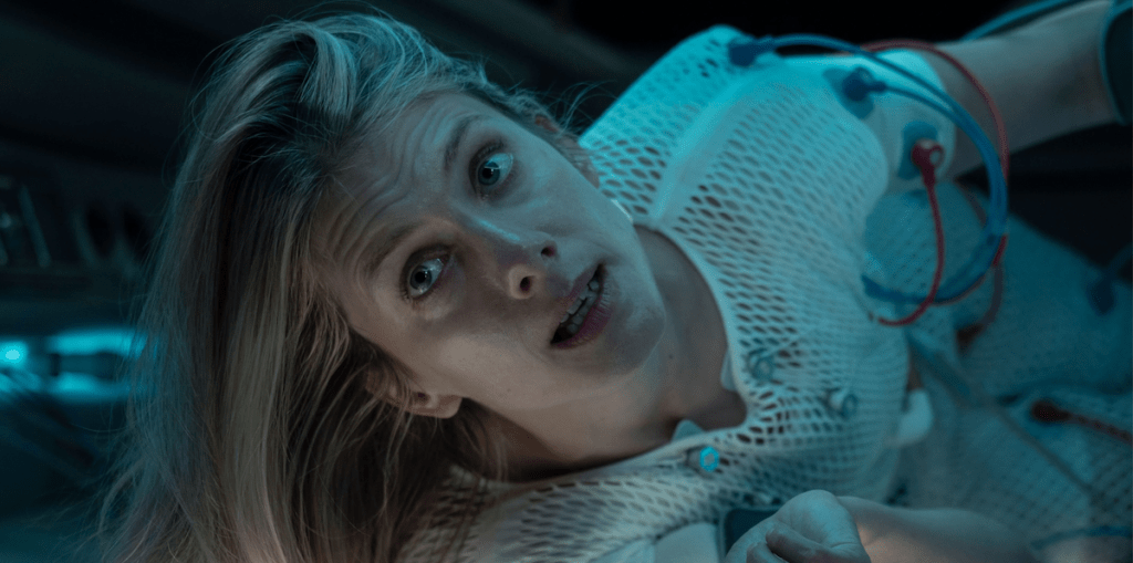 levmauc's tweet image. Netflix estrenará la película OXYGEN, donde una mujer que despierta atrapada en una cámara criogénica médica sin recordar cómo llegó allí tiene que reconstruir sus recuerdos para encontrar una salida a contrarreloj. Ha sido definida como una mezcla entre Buried y 28 días después.