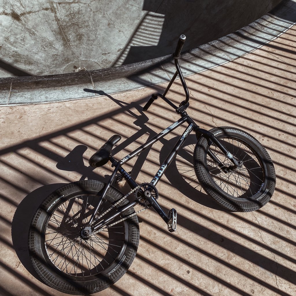 Matt_Cordova's tweet photo. @rideverde X @demolitionparts #fidesframe #fastandloosebmx https://t.co/Fn7qY4mPFa