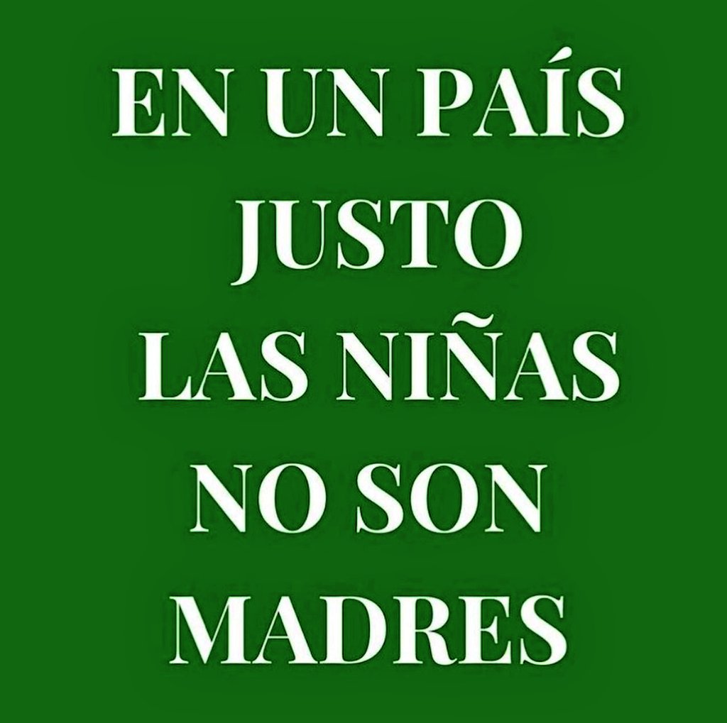luisro19's tweet photo. Yo con mi hermana y 2 primas que tuvieron la oportunidad de ser niñas y llegaron a crecer y ser excelentes Madres y Mujeres. Ninguna niña madre MÁS!
#NiñasNoMadres #senniafresponde https://t.co/gvvrYQmPVJ