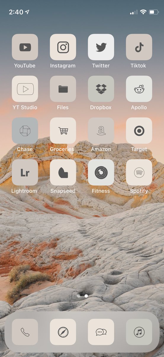 Krystal Lora tweet media