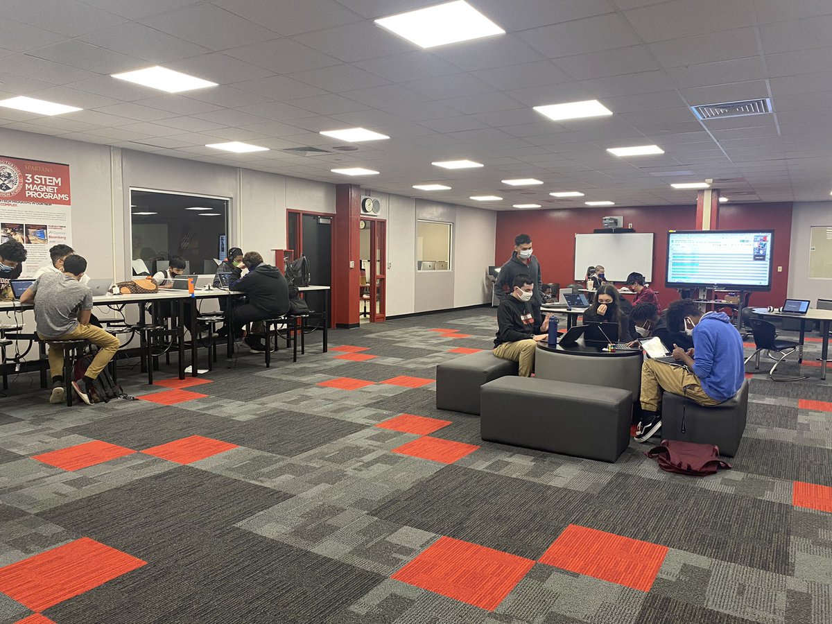 SpartanMagnet's tweet photo. “Great things in business are never done by one person. They're done by a team of people.” -Steve Jobs
Magnet students from 3 STEM programs are collaborating in a game development project. #PBL #STEM #Spartans https://t.co/ZKa1bd2HrH