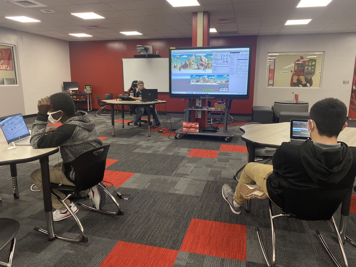 SpartanMagnet's tweet photo. “Great things in business are never done by one person. They're done by a team of people.” -Steve Jobs
Magnet students from 3 STEM programs are collaborating in a game development project. #PBL #STEM #Spartans https://t.co/ZKa1bd2HrH