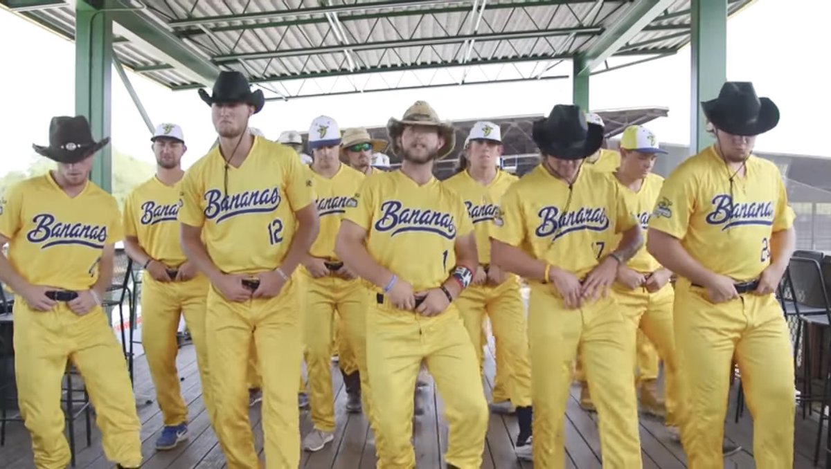 TheSavBananas's tweet photo. you had to be there https://t.co/OU2trtpraB
