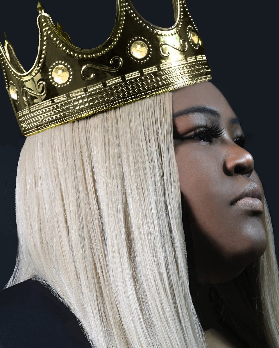 ItzTrueShit's tweet photo. This is in honor of Black History 365 &amp;&amp; Womens History Month Stay up Queens‼️🖤👑

"Flawlit Photography" 📸
https://t.co/K1AN9NZQmi

#Flawlit #WomensHistoryMonth #BlackHistory365 @BLACKGIRLSROCK @VibeMagazine @Essence https://t.co/Vj2Yxyh6xh