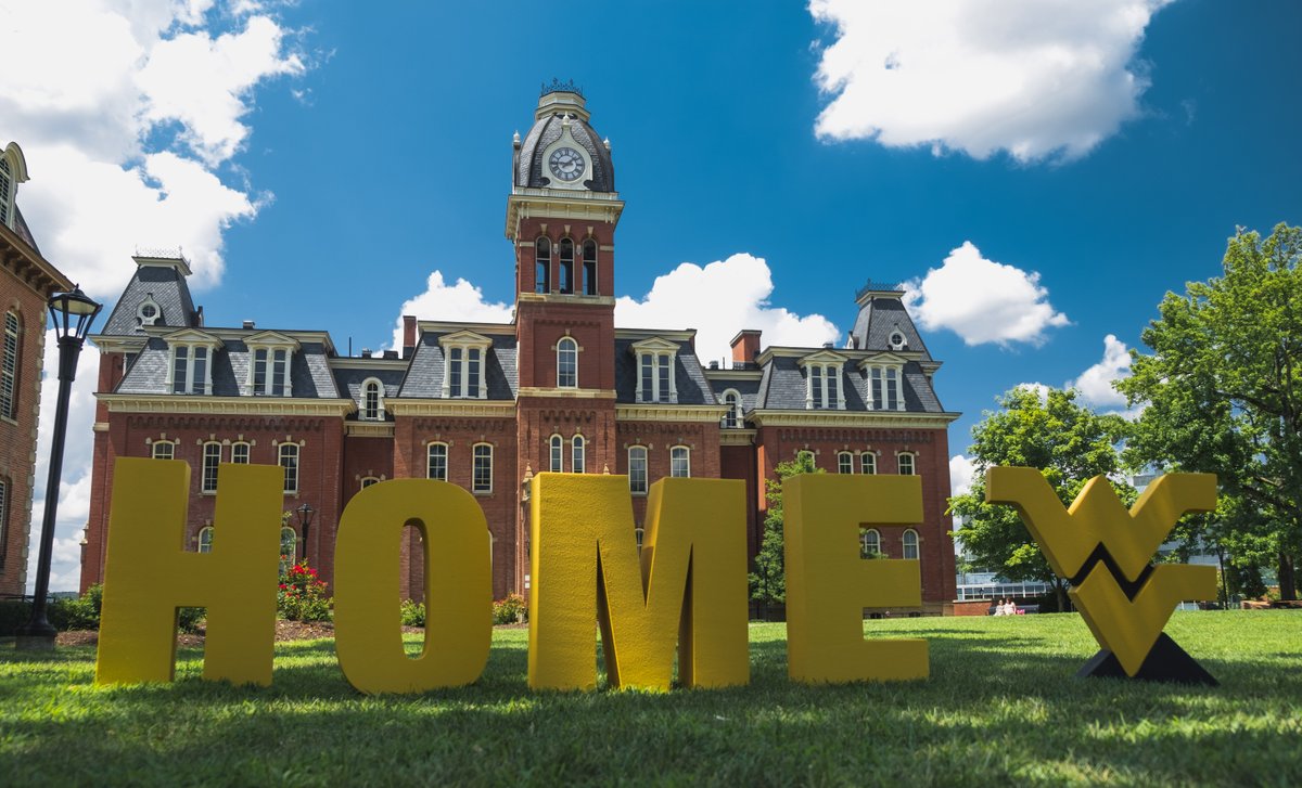 WestVirginiaU's tweet photo. Attention Mountaineers! 🚨 We're looking for a student to join our team as a Social Media Intern!

This paid position is for the Summer and Fall 2021 and Spring 2022 semesters! 🥳

Learn more, and apply today!

➡️ https://t.co/sPFoqJkA32 https://t.co/CS23QYiCWw