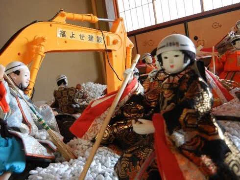 名古屋のおばちゃん発案の「福よせ雛」！自由を全力で楽しむお雛様が羨ましい！！