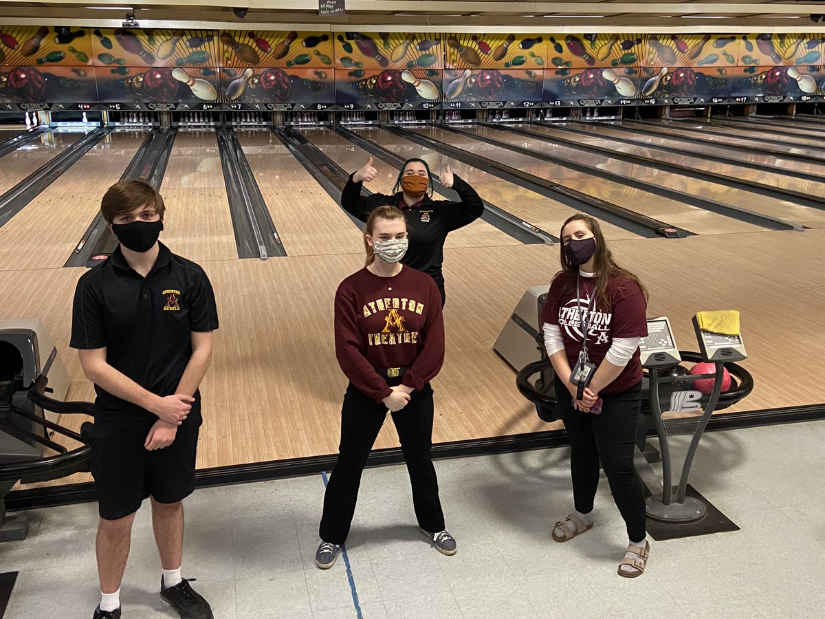 Atherton HS Library tweet media