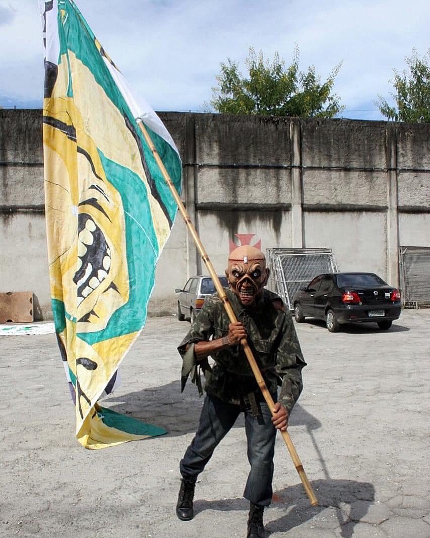 forcajovem70's tweet photo. Solta o Eddie, seu Juiz.

#LiberdadeParaTorcer
#FjvOficial
#VascoDaGama https://t.co/5dRp50e0Bd