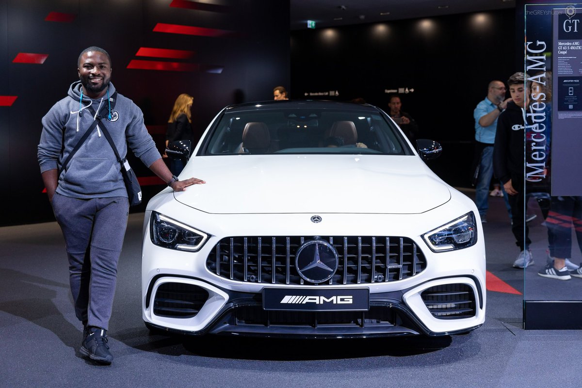 Happy New Month folks 🥂
#MarchMadness loading...

#Mercedes #MercedesBenz #GT63S #frankfurtmotorshow #thegreyshutter #aegeanblue